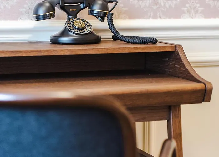 Hotel Unicus Palace Old Town - Destigo