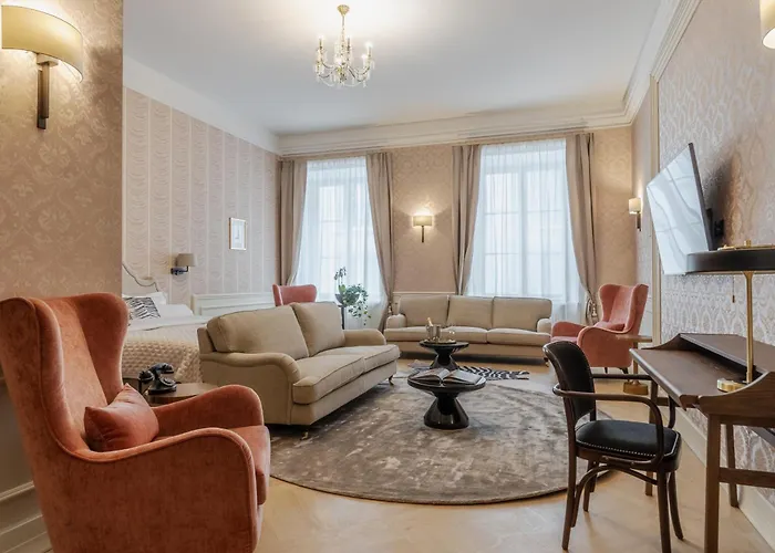 Hotel Unicus Palace Old Town - Destigo 5*