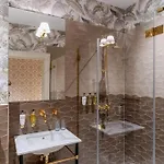 Unicus Palace Old Town - Destigo 5*