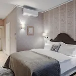 Unicus Palace Old Town - Destigo Hotel