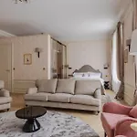 Unicus Palace Old Town - Destigo Hotel 5*