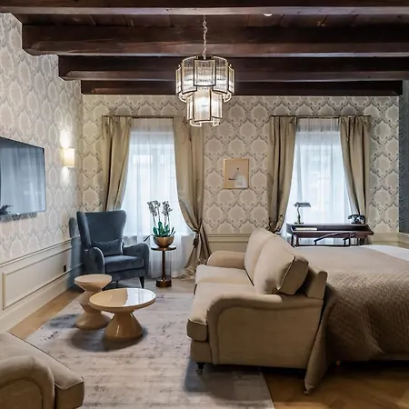 Unicus Palace Old Town - Destigo 5* Cracovie