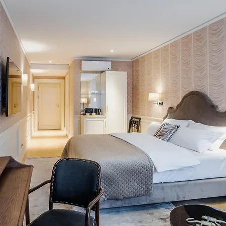 Unicus Palace Old Town - Destigo 5* Краков