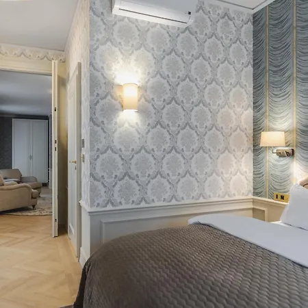 Unicus Palace Old Town - Destigo Hotel Cracóvia