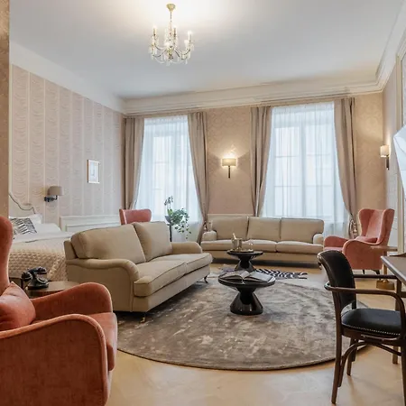 Hotel Unicus Palace Old Town - Destigo 5*