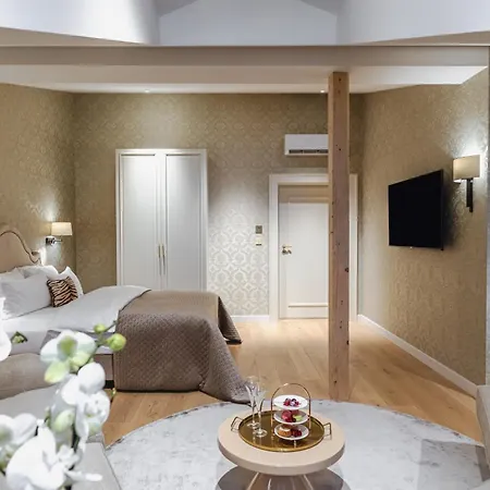 Unicus Palace Old Town - Destigo Hotel Krakau