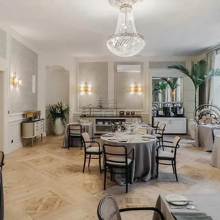 Hotel Unicus Palace Old Town - Destigo 5*
