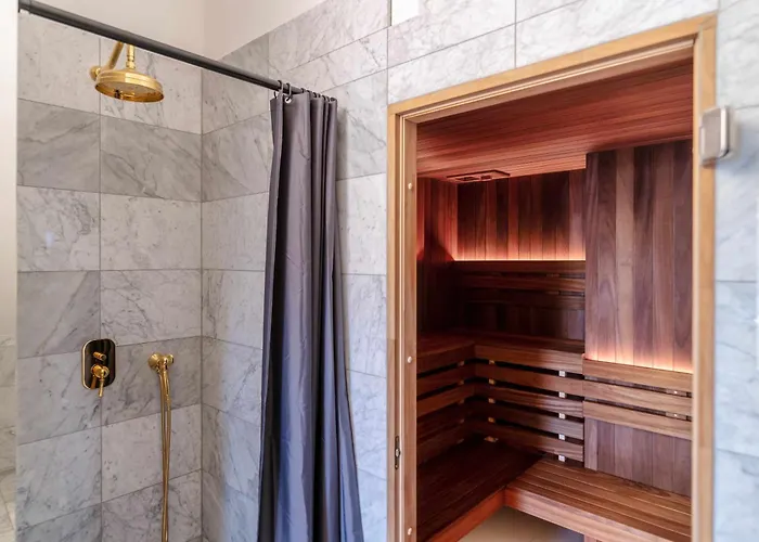 Unicus Palace Old Town - Destigo 5* Kraków