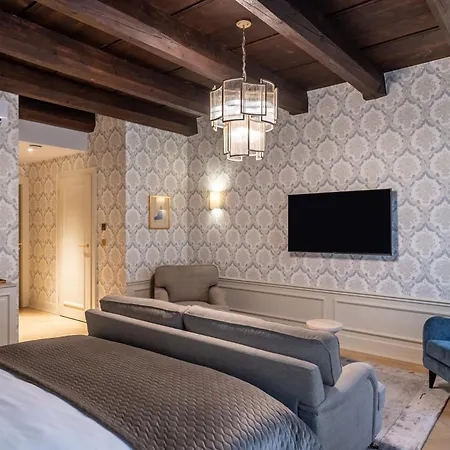 酒店 Unicus Palace Old Town - Destigo