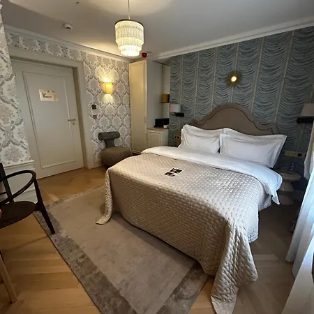 酒店 Unicus Palace Old Town - Destigo