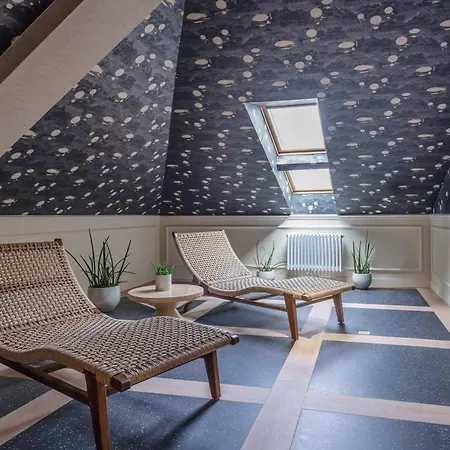 Unicus Palace Old Town - Destigo 5*