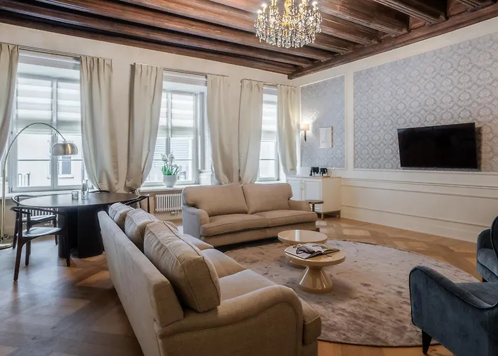 Unicus Palace Old Town - Destigo 5* Cracovia